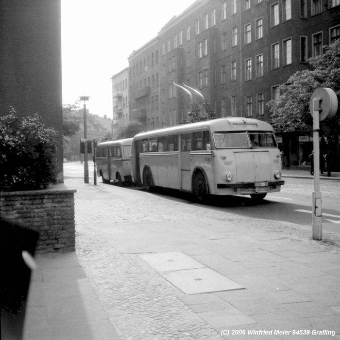 O-Bus vom Hersteller LOWA in Ost-Berlin 1972