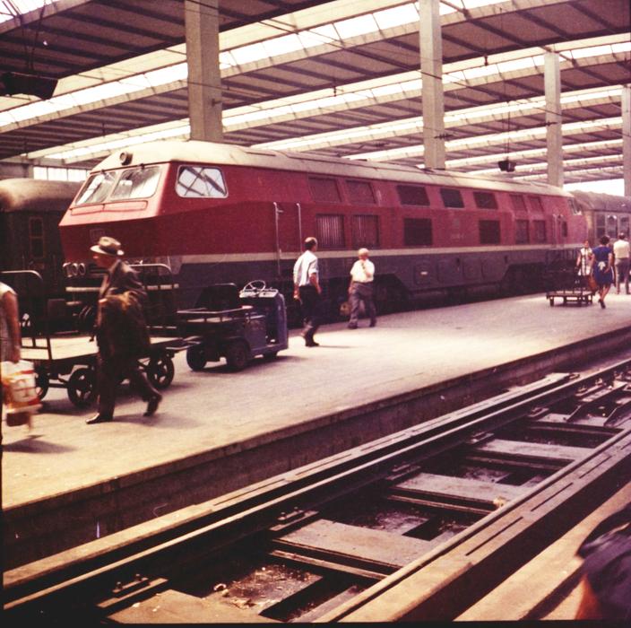 V 320 im Hbf. Mnchen 1973